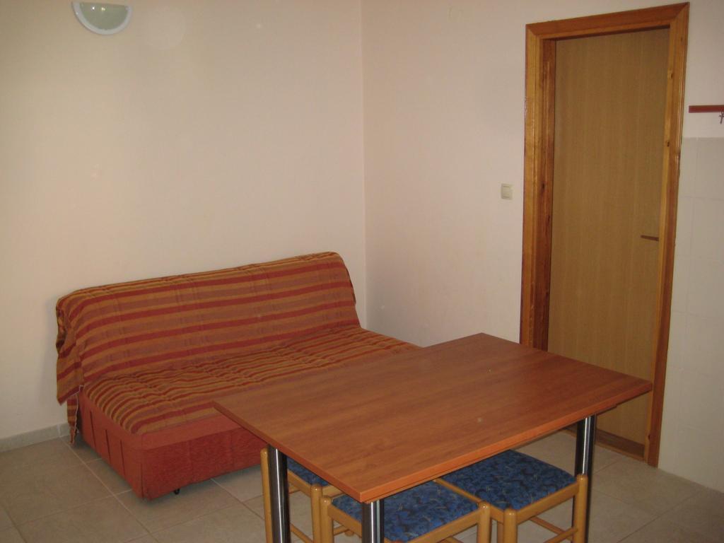 Apartments Diana Оребич Екстер'єр фото